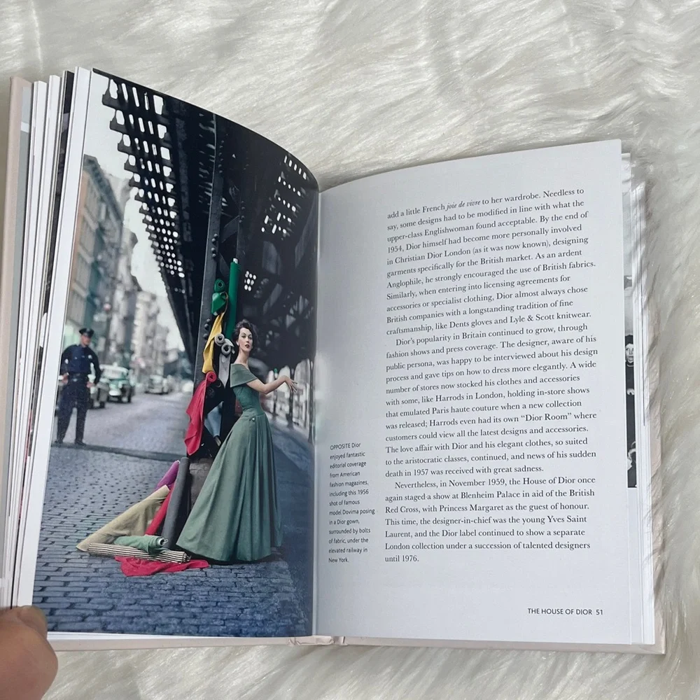 Dior explore iconic